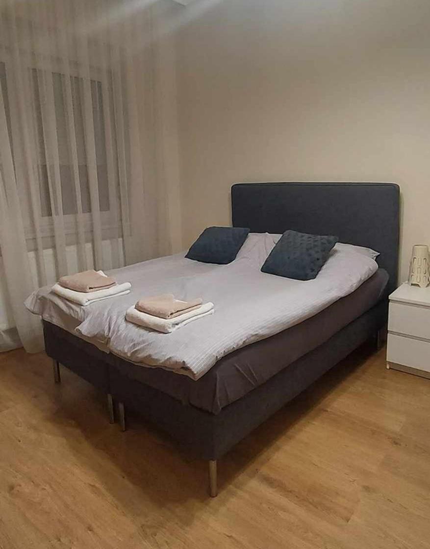 Alfoeldi Palace Apartman เดเบรตเซน ภายนอก รูปภาพ