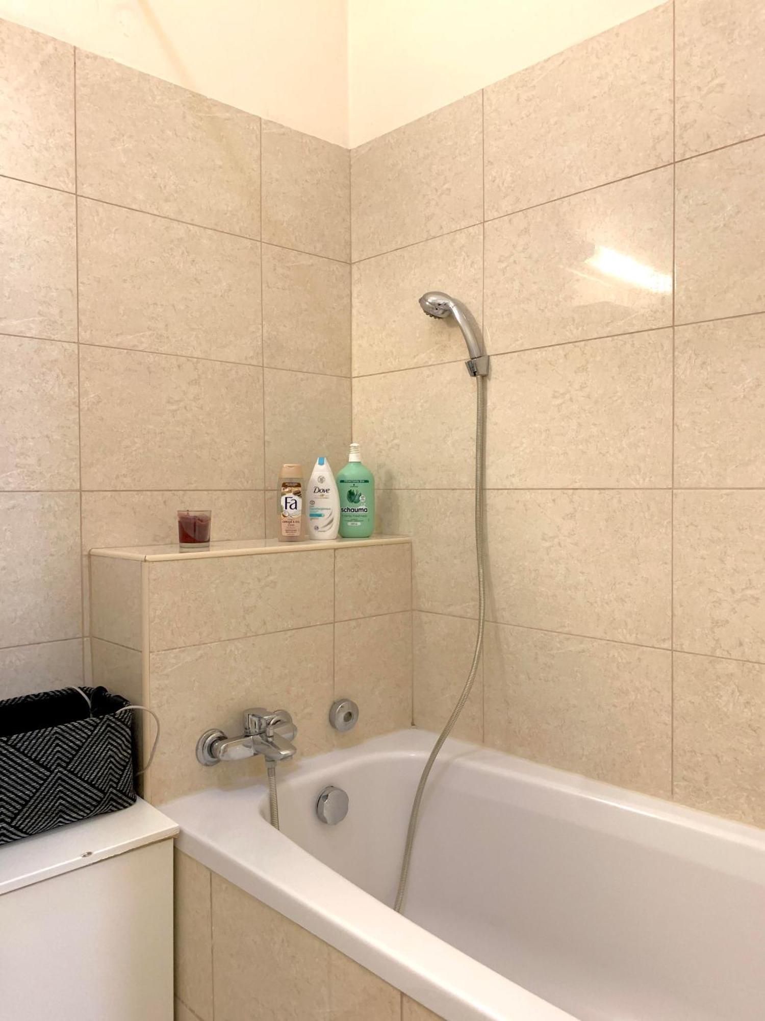 Alfoeldi Palace Apartman เดเบรตเซน ภายนอก รูปภาพ
